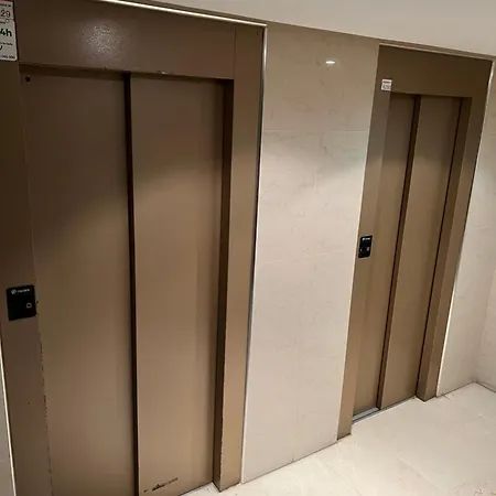 アパート Beach Apartment Torrevieja トレビエハ